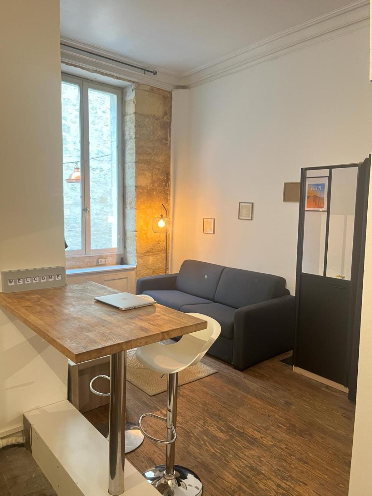 Bel Appartement Avec Mezzanine En Plein Centre De Bordeaux Exterior foto